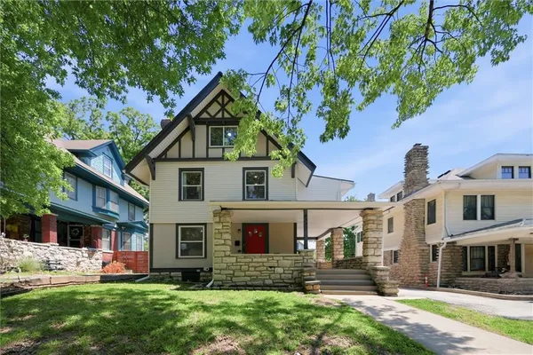 $485,000 | 4333 Harrison Street, Kansas City, MO 64110