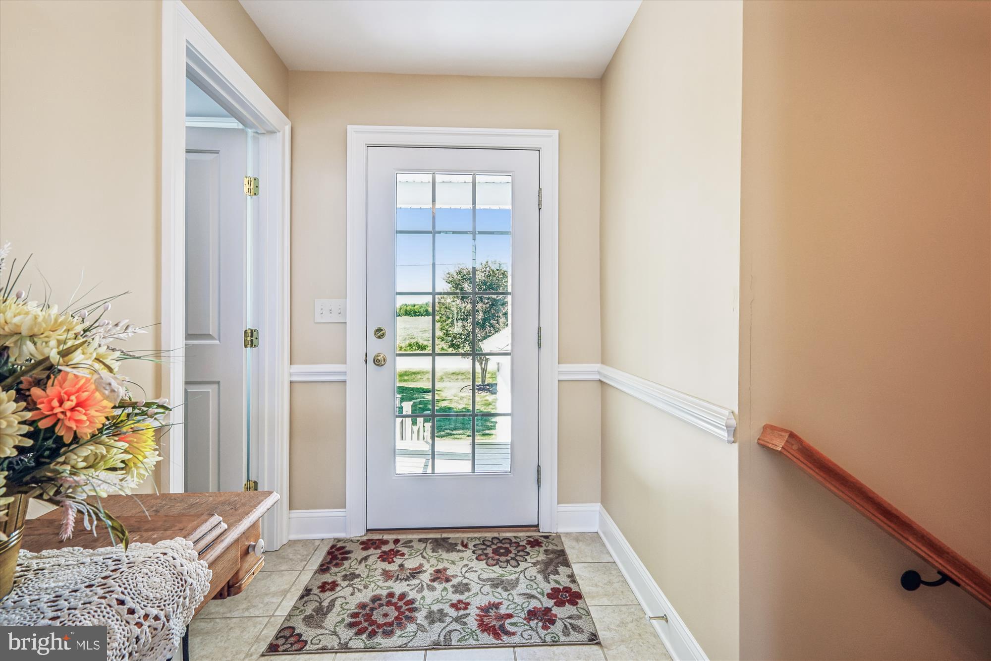 635 Dominion Road Chester, MD 21619 - Photo 18 of 50 a view of entryway with wooden floor and a potted plant