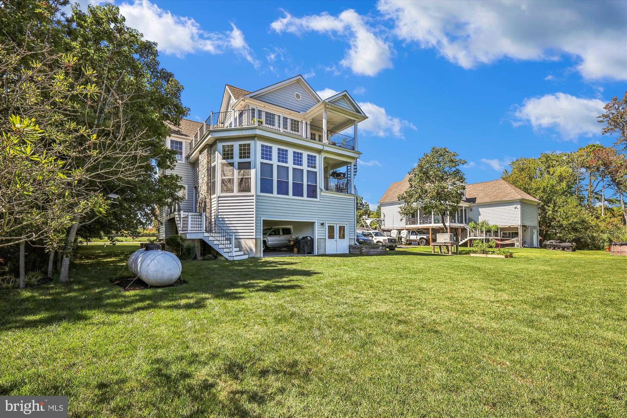 635 Dominion Road Chester, MD 21619 - Photo 9 of 50 a front view of a house with garden