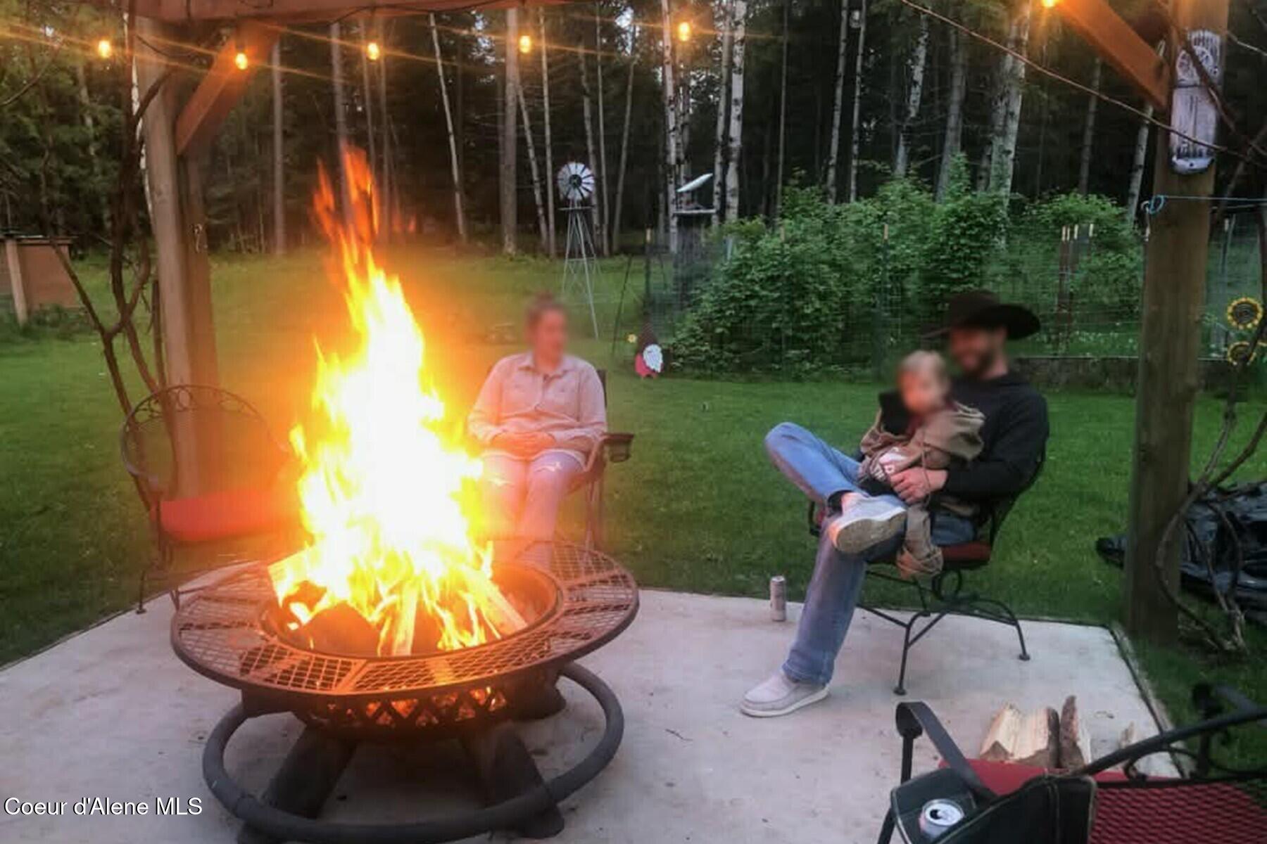 870 Samuels Road Sandpoint, ID 83864 - Photo 20 of 66 Gather Round Firepit wFriends