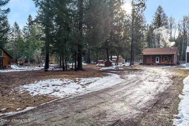 $760,000 | 870 Samuels Road, Sandpoint, ID 83864