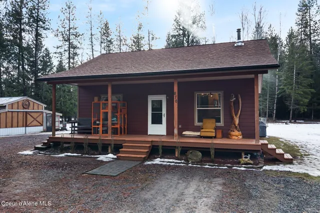 $760,000 | 870 Samuels Road, Sandpoint, ID 83864