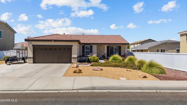 $469,900 | 3033 Trousdale Drive, Lancaster, CA 93536