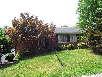 1120 Welch Road Southwest Roanoke, VA 24015 - Photo 1 of 1 Primary Photo