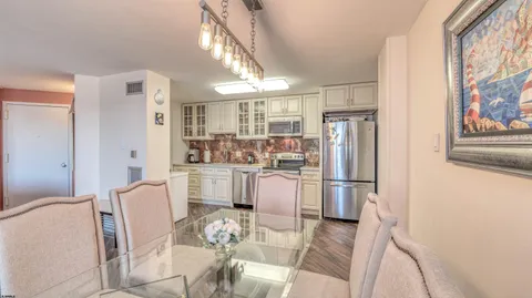 $799,000 | 111 South 16th Avenue, Unit 313, Longport, NJ 08403