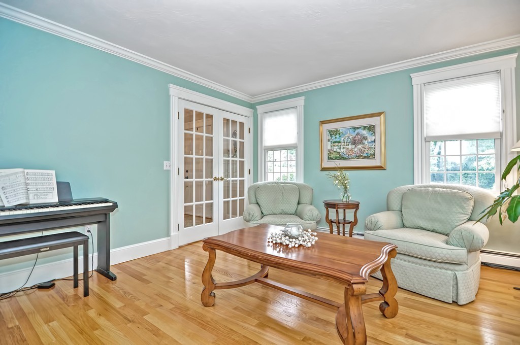 8 Vose Lane Walpole, MA 02032 - Photo 11 of 30 Gallery Image 11