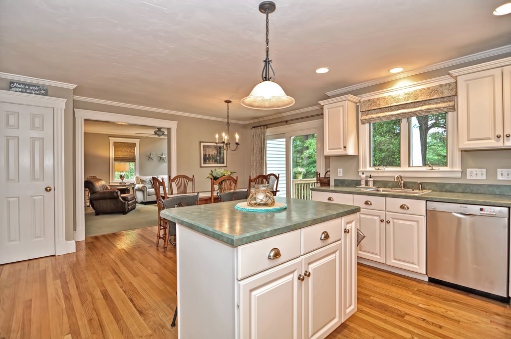 8 Vose Lane Walpole, MA 02032 - Photo 2 of 30 Gallery Image 2