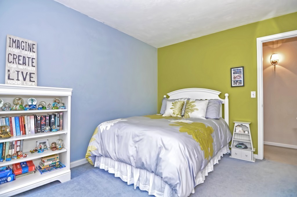 8 Vose Lane Walpole, MA 02032 - Photo 21 of 30 Gallery Image 21