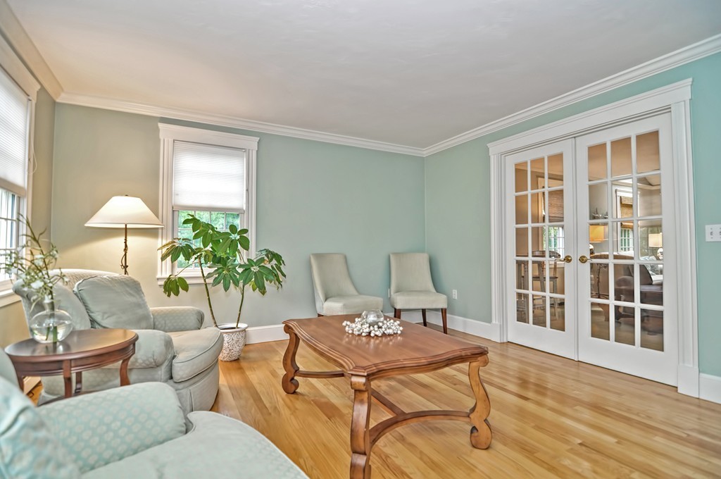 8 Vose Lane Walpole, MA 02032 - Photo 10 of 30 Gallery Image 10