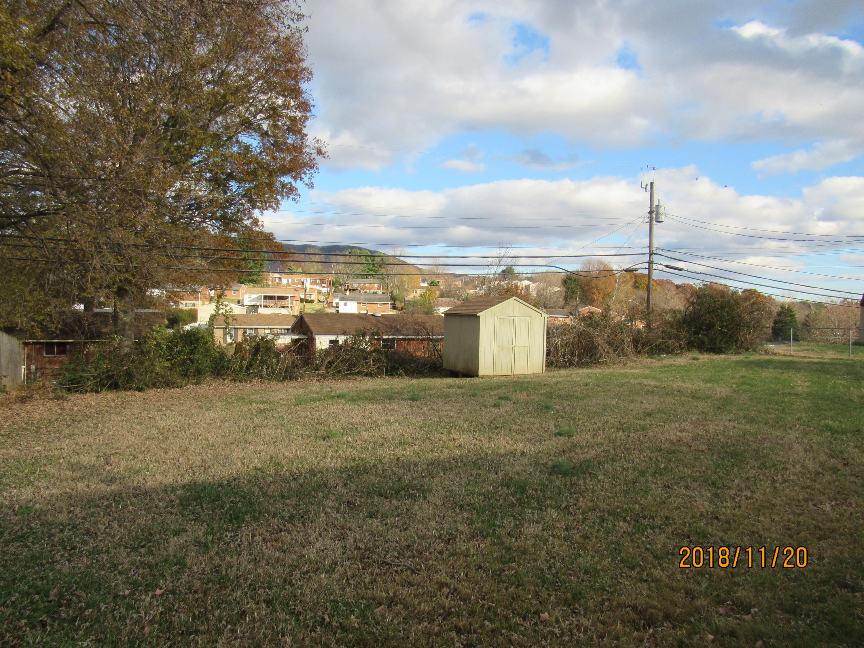 5343 Daytona Road Roanoke, VA 24019 - Photo 5 of 21 Backyard View
