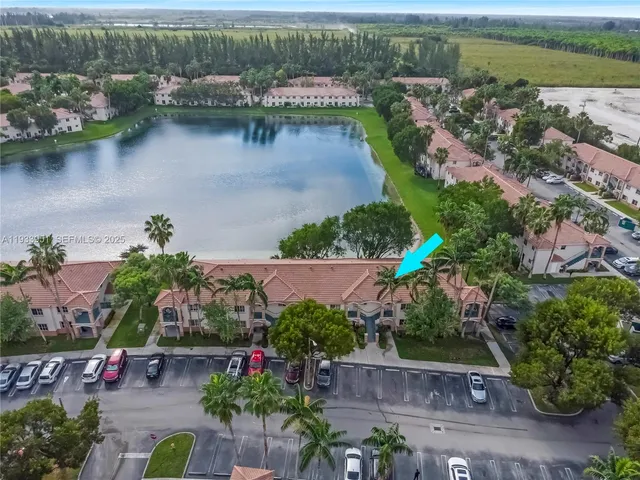 $239,900 | 1250 Southeast 29th Street, Unit 10558, Homestead, FL 33035