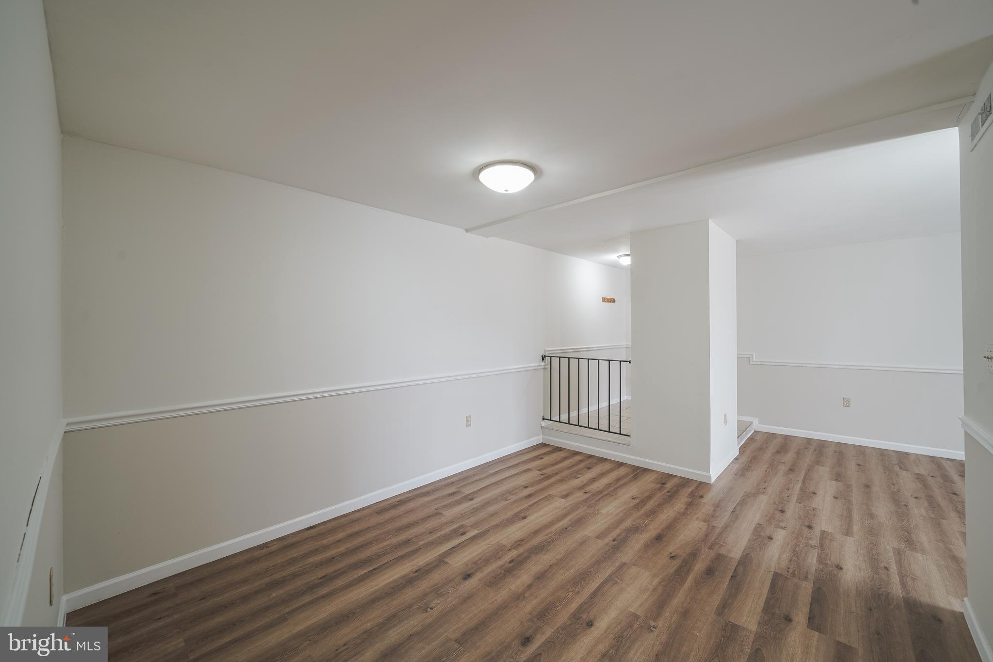 454 Girard Street, Unit 103 Gaithersburg, MD 20877 - Photo 11 of 46