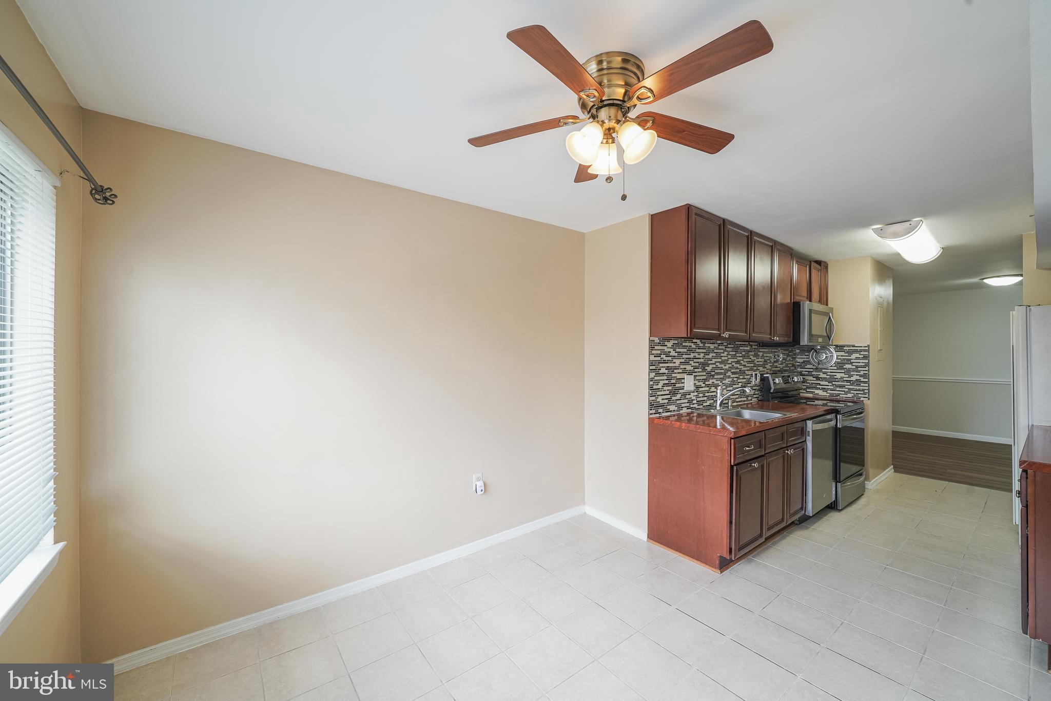 454 Girard Street, Unit 103 Gaithersburg, MD 20877 - Photo 21 of 46
