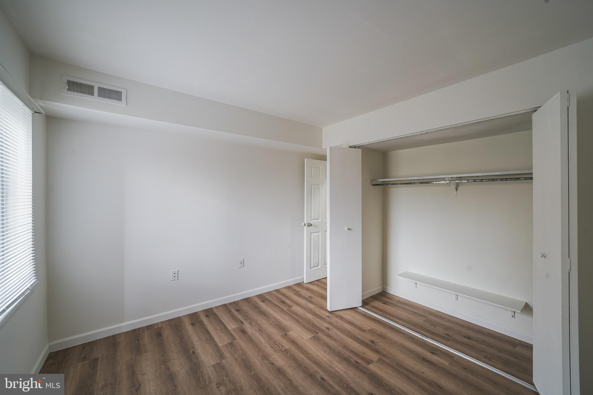 454 Girard Street, Unit 103 Gaithersburg, MD 20877 - Photo 25 of 46