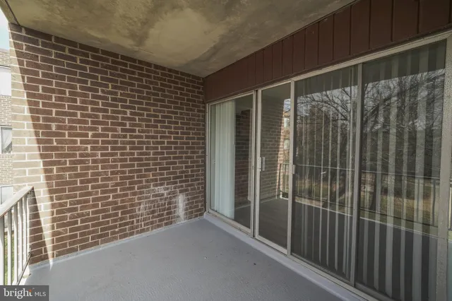 $248,800 | 454 Girard Street, Unit 103, Gaithersburg, MD 20877