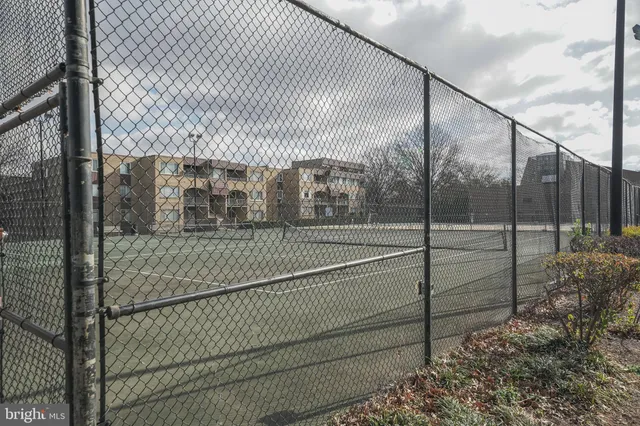 $248,800 | 454 Girard Street, Unit 103, Gaithersburg, MD 20877