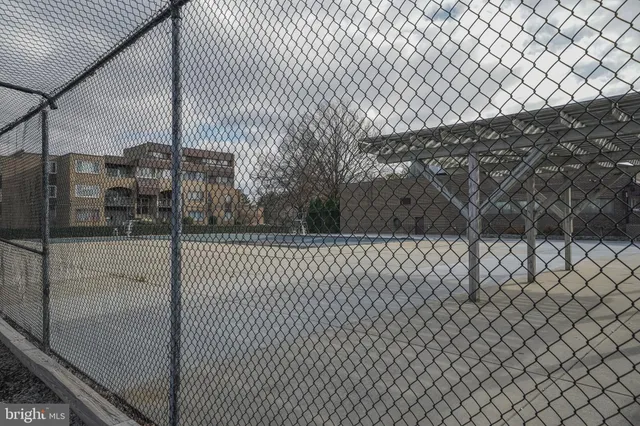 $248,800 | 454 Girard Street, Unit 103, Gaithersburg, MD 20877