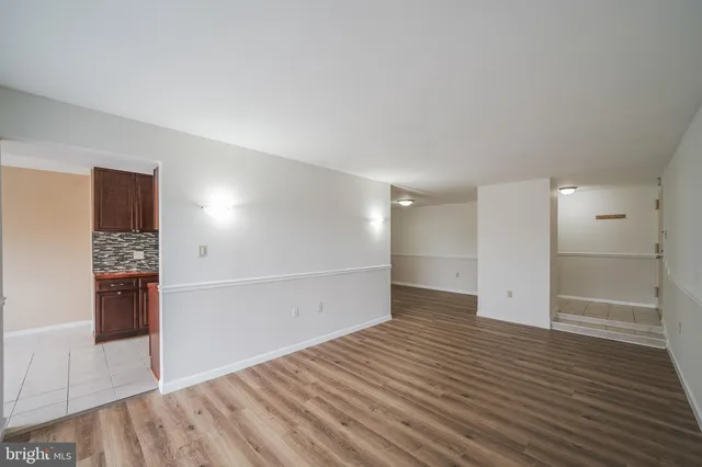 $248,800 | 454 Girard Street, Unit 103, Gaithersburg, MD 20877