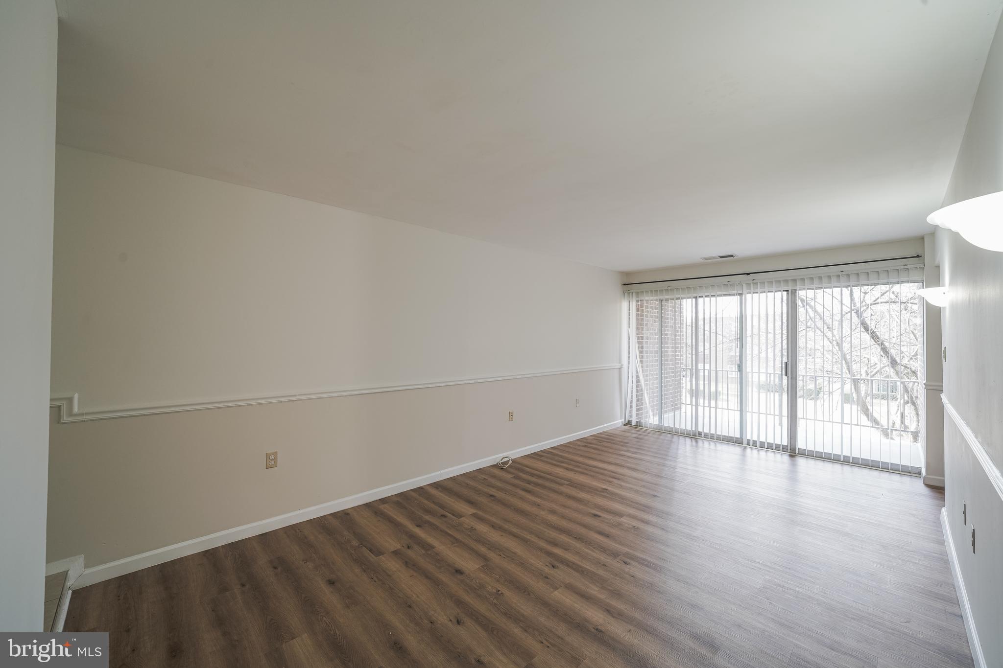 454 Girard Street, Unit 103 Gaithersburg, MD 20877 - Photo 10 of 46