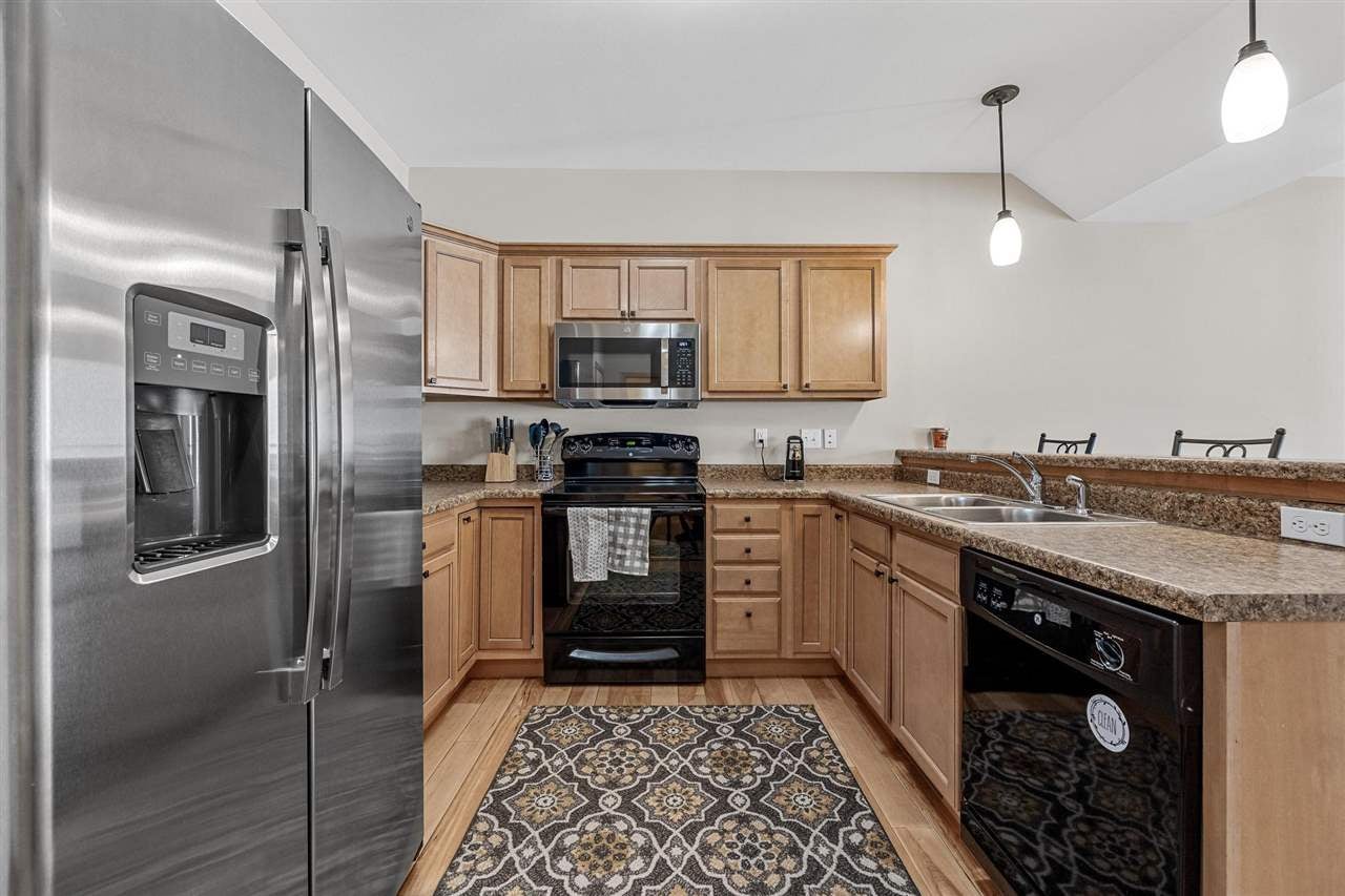 749 Arch Rock Road Iowa City, IA 52245 - Photo 13 of 39 Gallery Image 13
