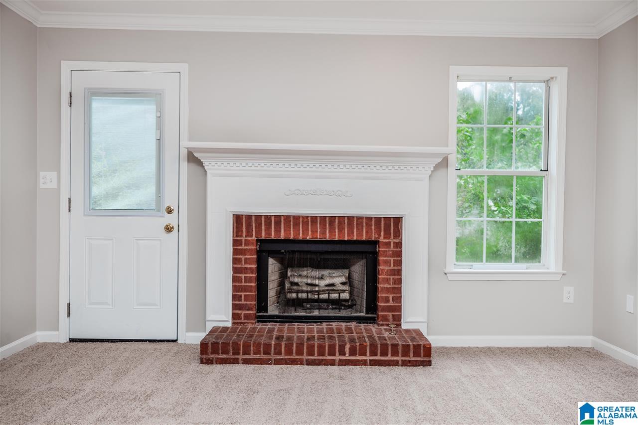 112 Lake Terrace Alabaster, AL 35007 - Photo 10 of 33