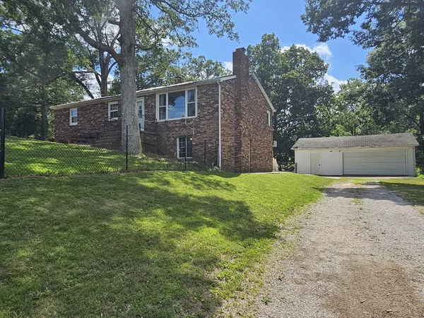 $225,000 | 8841 North Triton Lane, Mount Vernon, IL 62864