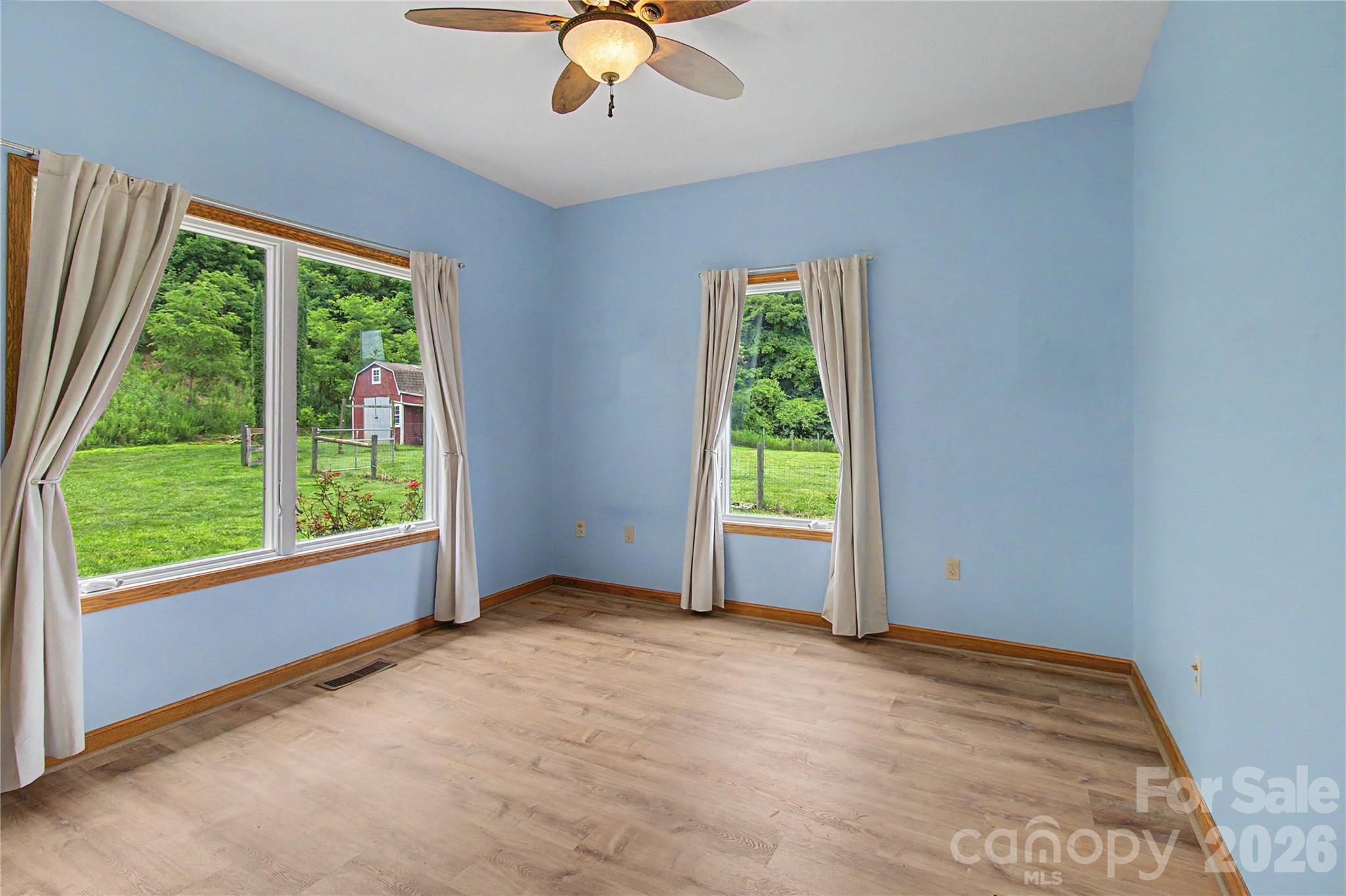 340 Earlys Mountain Road Leicester, NC 28748 - Photo 14 of 29