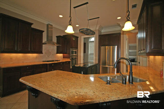 9689 Bella Drive Daphne, AL 36526 - Photo 10 of 28 Kitchen with lots of counter space