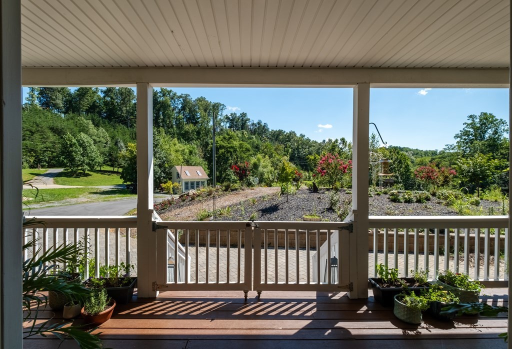 518 Maurice Road Sevierville, TN 37876 - Photo 13 of 64 Gallery Image 13