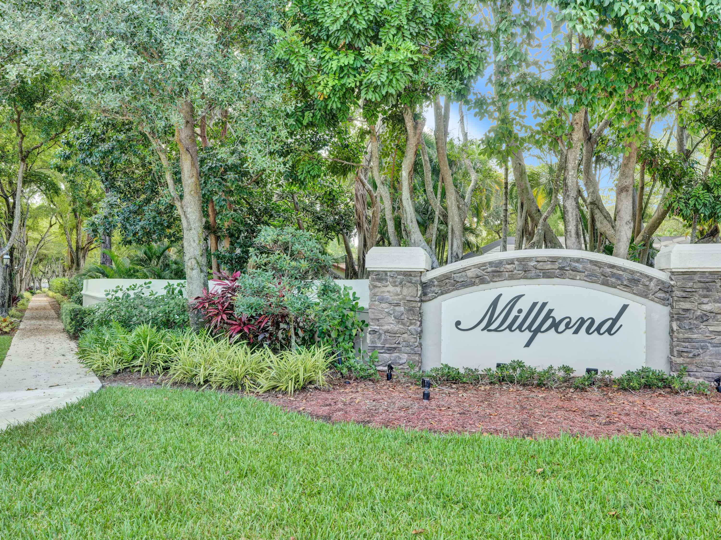 2401 Northwest 39th Street Boca Raton, FL 33431 - Photo 60 of 60 DSC09719
