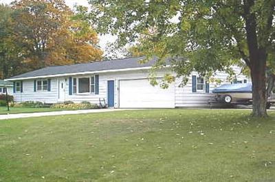 2368 Pinewood Street Jenison, MI 49428 - Photo 1 of 7 Primary Photo