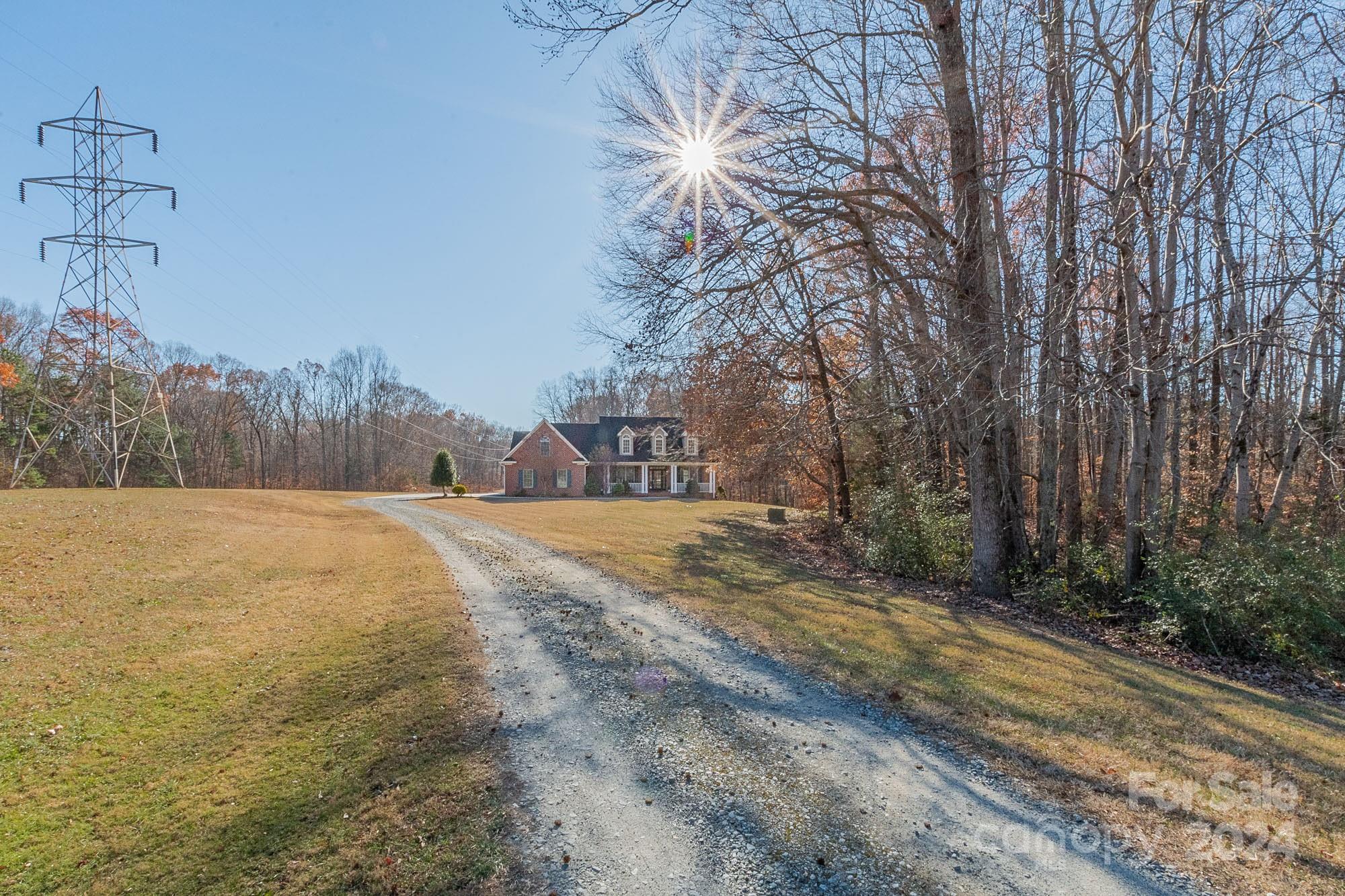 3211 Happy Hill Road Lexington, NC 27295 - Photo 5 of 44 a view of large yard with large trees