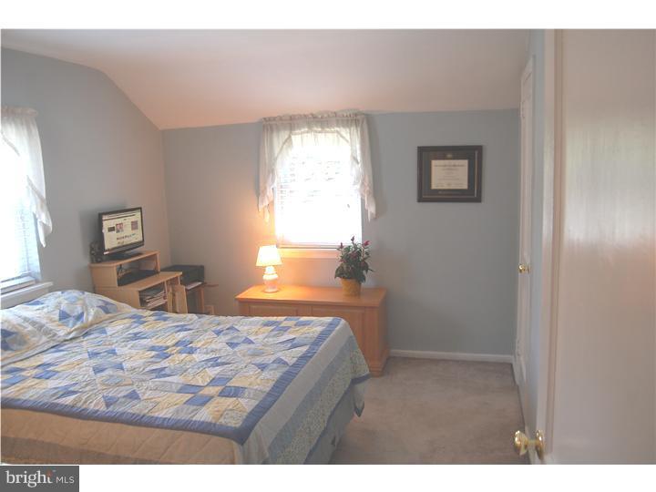 122 Garth Road Oreland, PA 19075 - Photo 12 of 22 Bedroom 2
