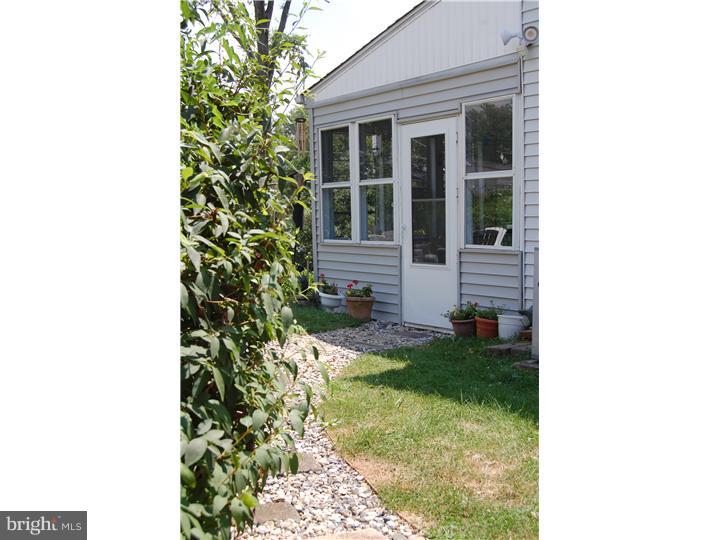 122 Garth Road Oreland, PA 19075 - Photo 19 of 22 Exterior Side
