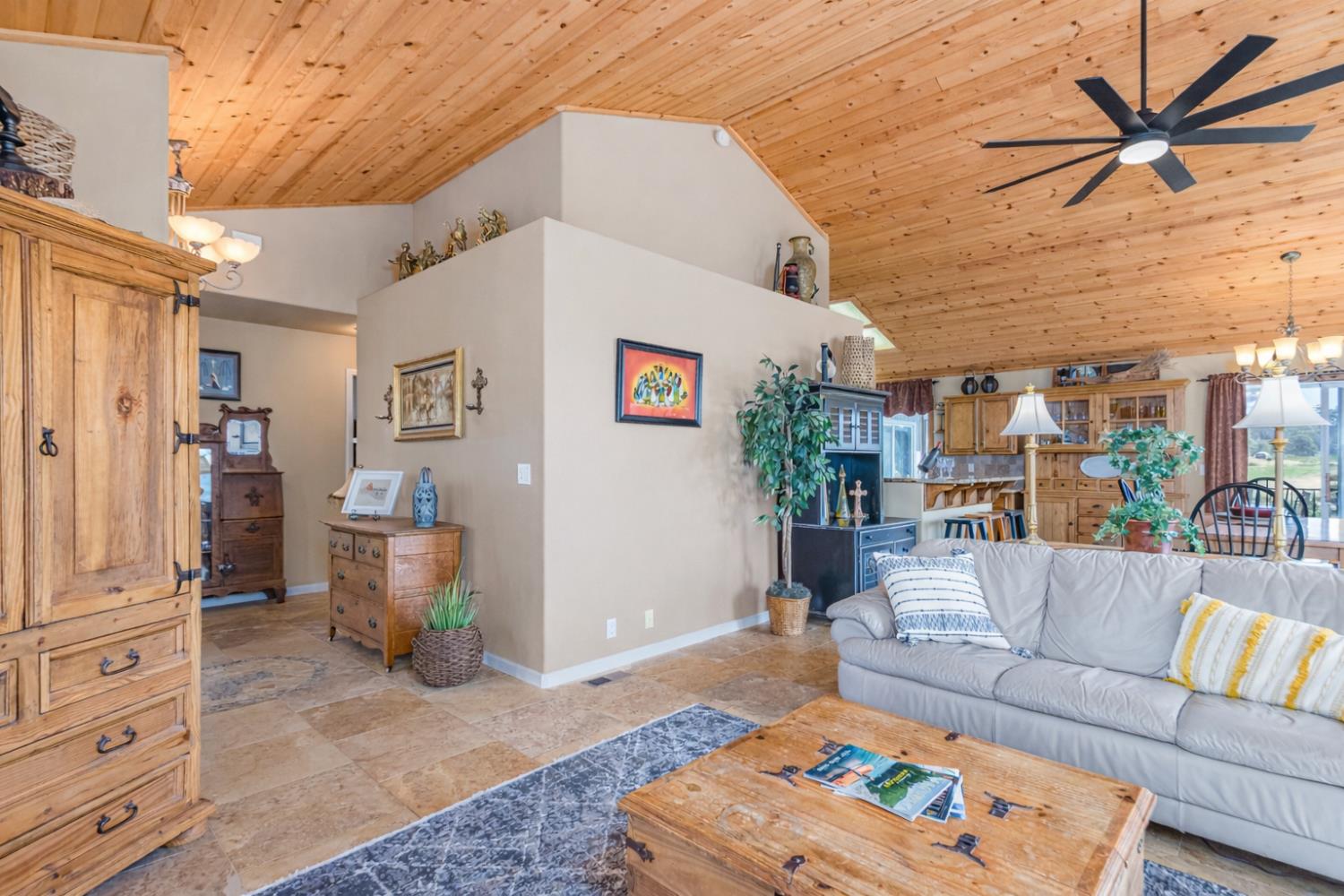 9290 Cramer Road Auburn, CA 95602 - Photo 13 of 67 a living room with furniture and wooden floor