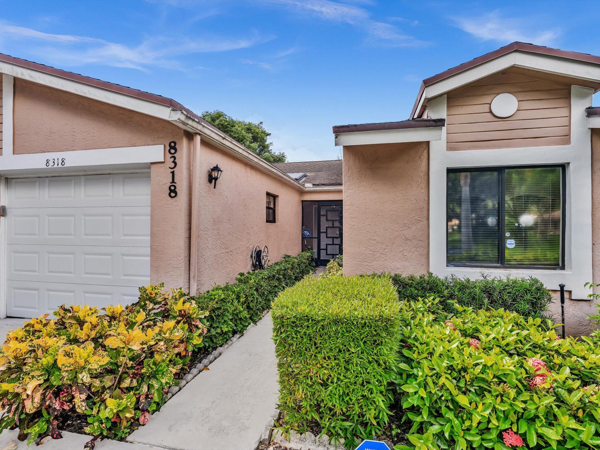8318 Springlake Drive Boca Raton, FL 33496 - Photo 2 of 31 23-FPP2552