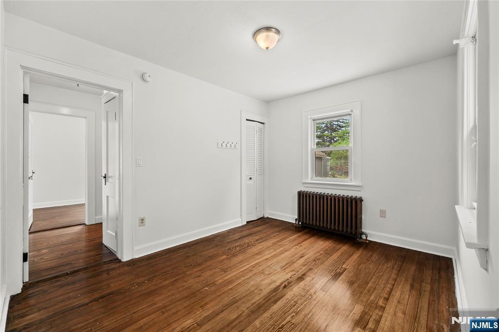 54 Chestnut Avenue Park Ridge, NJ 07656 - Photo 11 of 38 Gallery Image 11