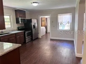 $2,500 | 2221 Hawick Lane, Winter Park, FL 32792