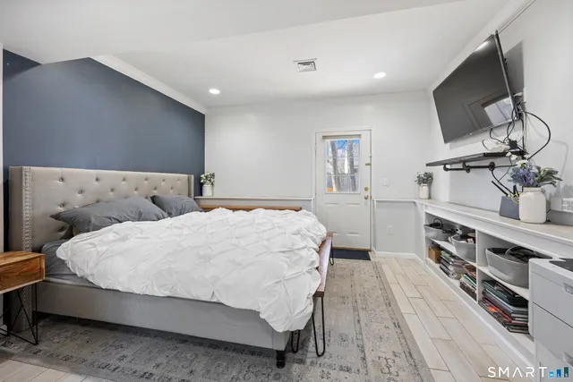 $389,000 | 39 Meriline Avenue, Plainville, CT 06062