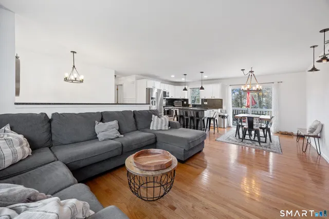 $389,000 | 39 Meriline Avenue, Plainville, CT 06062