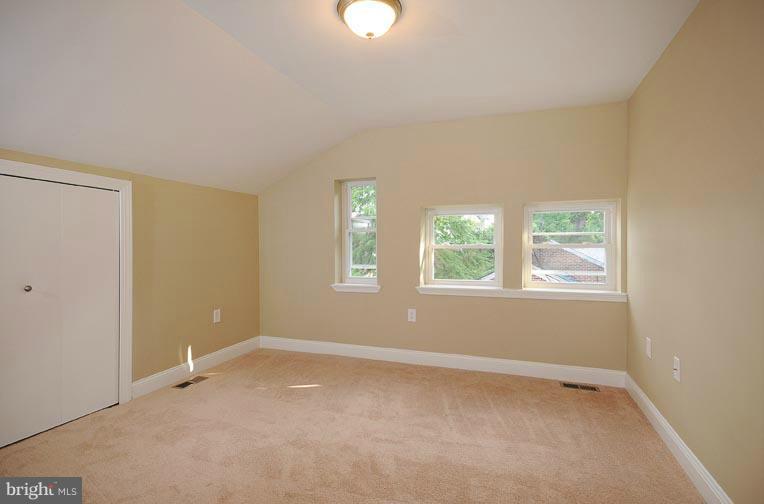 3613 Grantley Road Baltimore, MD 21215 - Photo 5 of 22 Interior (General)