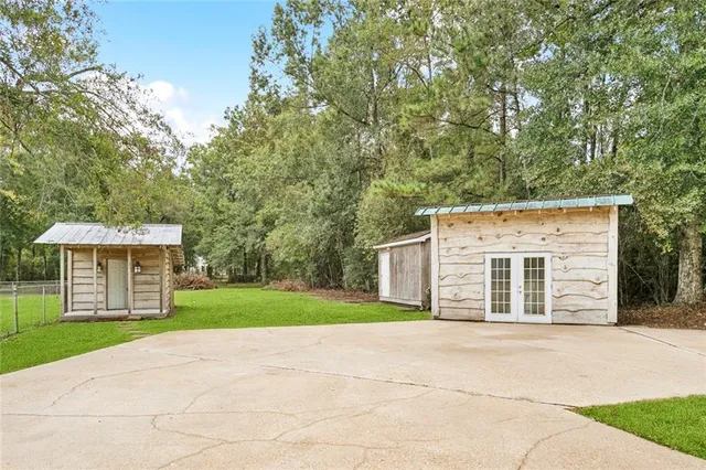 $349,000 | 22084 Morgan Howes Road, Ponchatoula, LA 70454