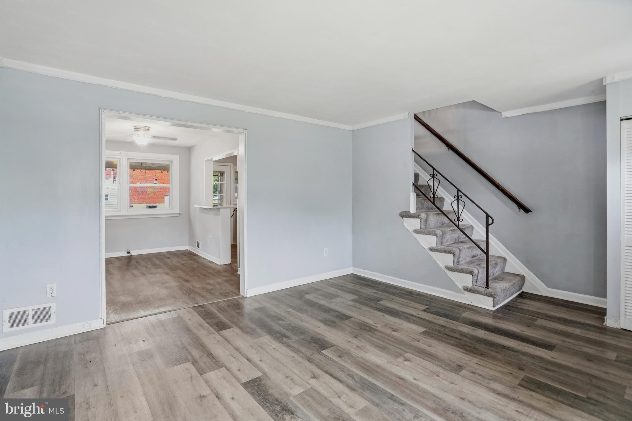 33 Bladen Road Baltimore, MD 21221 - Photo 5 of 29 Bright and Spacious