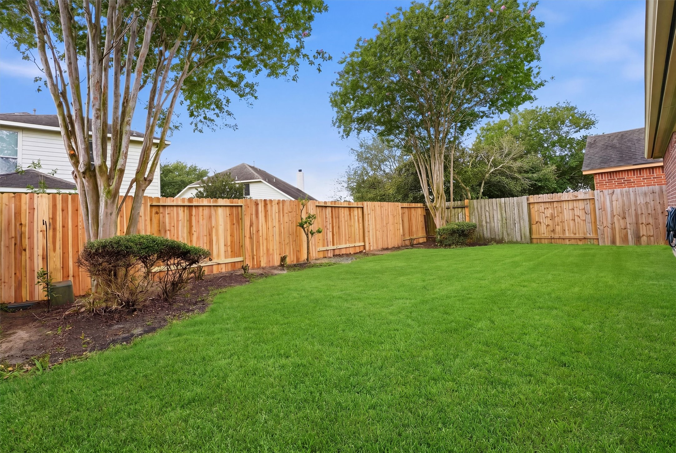20931 Hamlet Ridge Lane Katy, TX 77449 - Photo 14 of 23 NEW fence makes for a beautiful private spot.