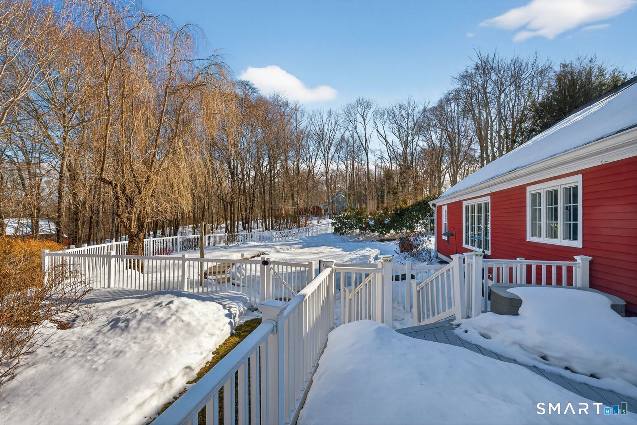 4 Hunters Ridge Road Killingworth, CT 06419 - Photo 4 of 40 a view of roof deck with wooden fence