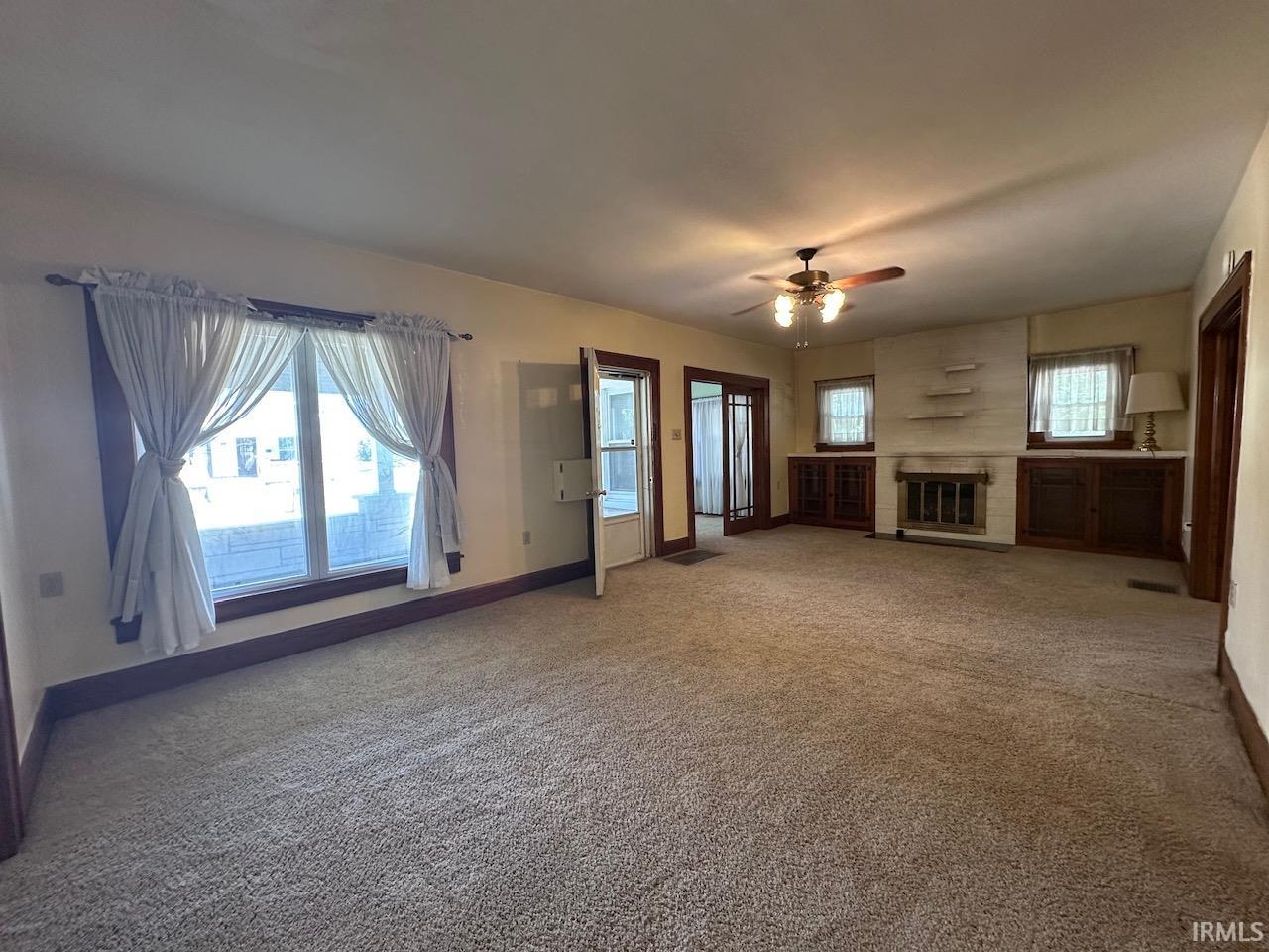 427 Q Street Bedford, IN 47421 - Photo 2 of 14