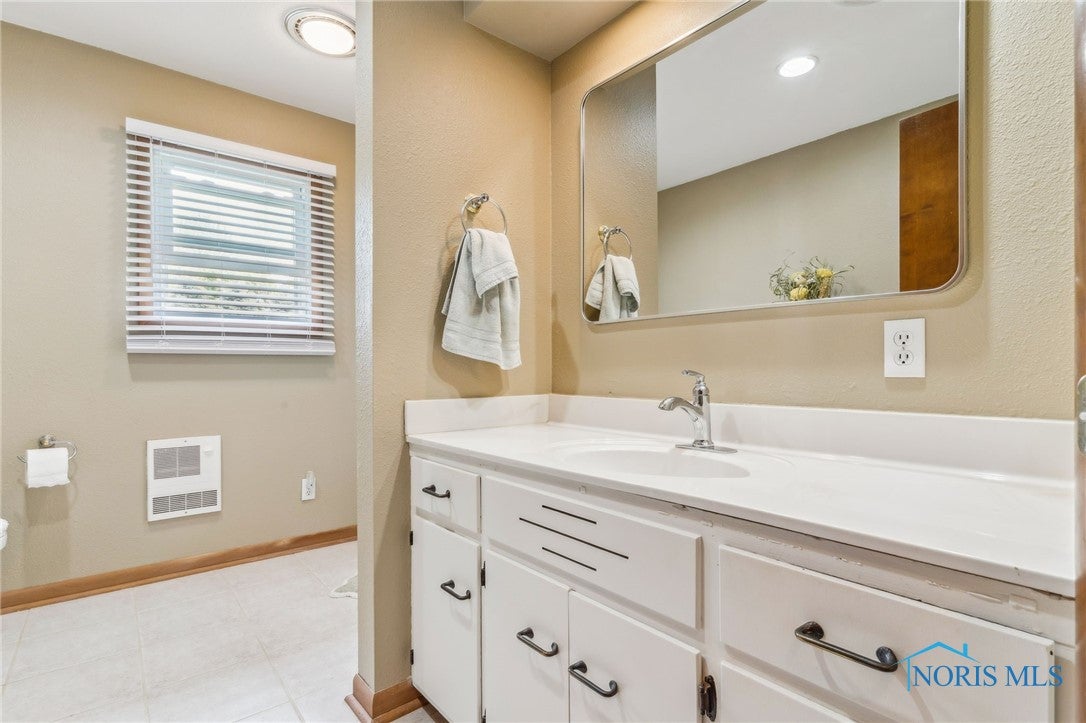 175 Jackson Street Cygnet, OH 43413 - Photo 28 of 34 Gallery Image 28