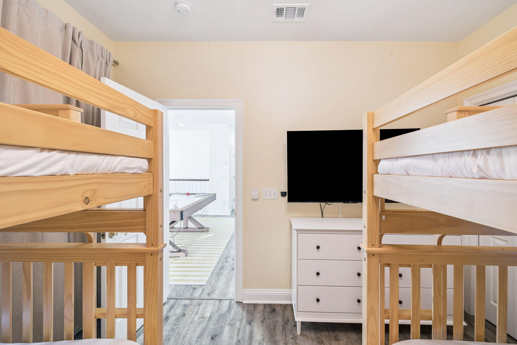 4492 Ocean View Drive Destin, FL 32541 - Photo 45 of 66 Array_4492OceanViewDr-56