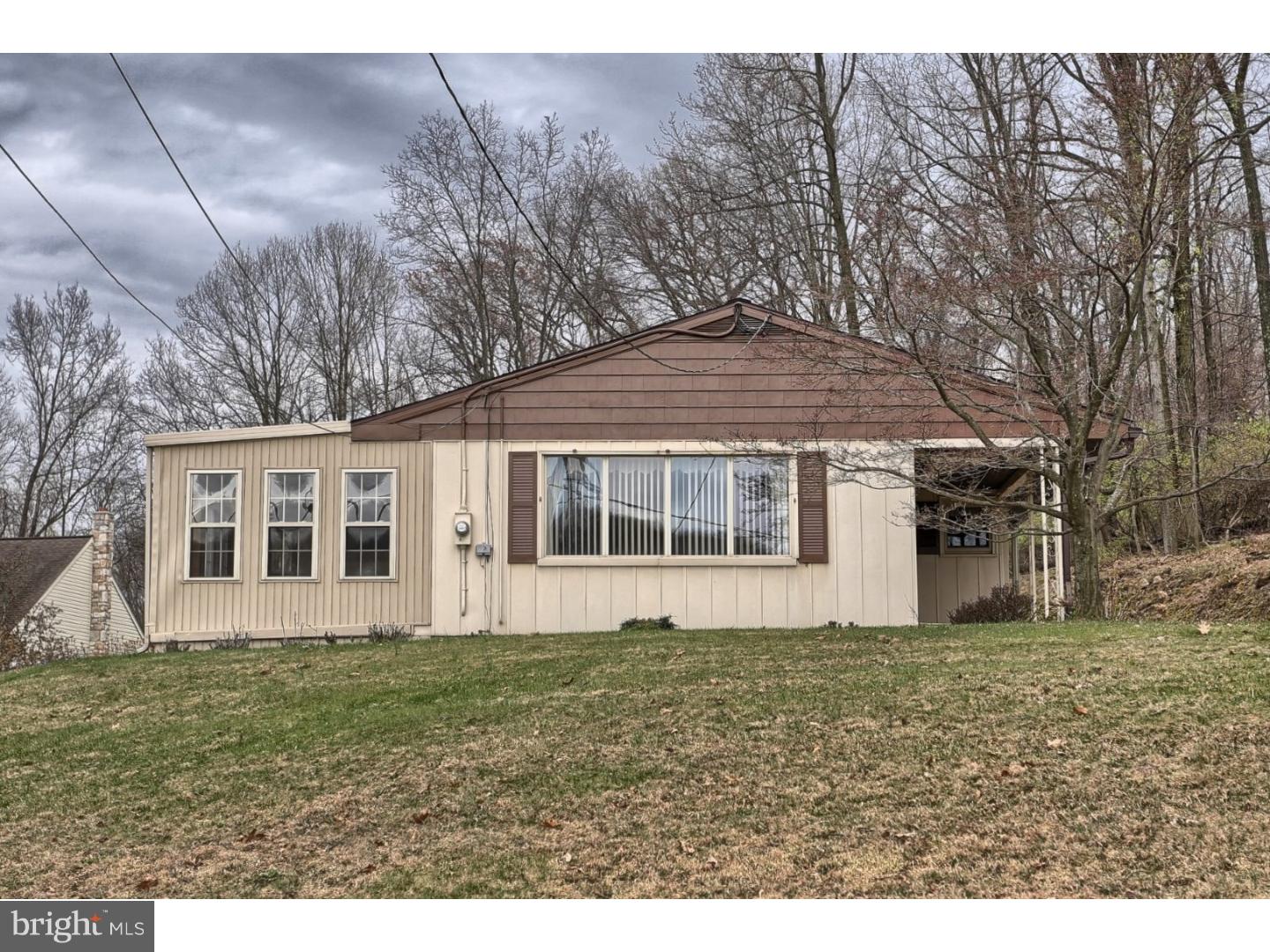 758 Old Lancaster Pike Reading, PA 19607 - Photo 1 of 25 Gallery Image 1