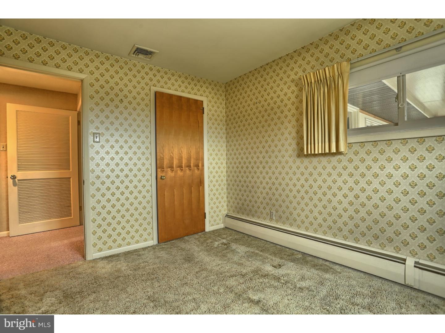 758 Old Lancaster Pike Reading, PA 19607 - Photo 15 of 25 Gallery Image 15